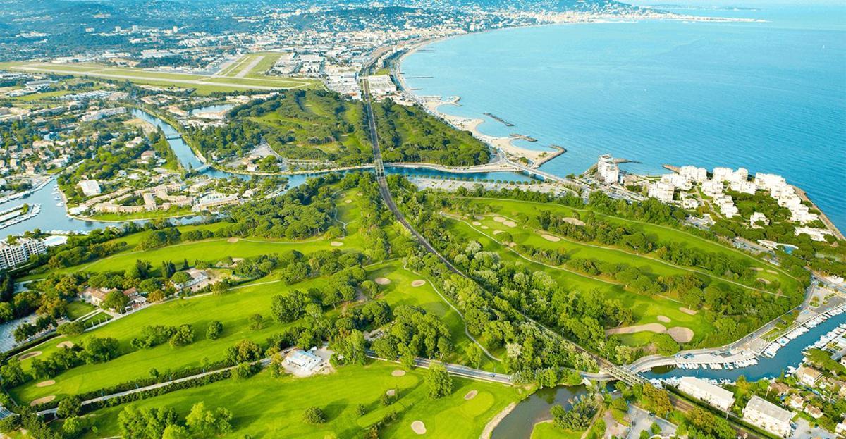 Appartement Lumineux 6 Places Avec Vue Sur Marina Mandelieu エクステリア 写真